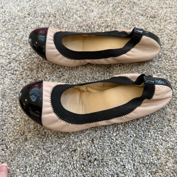 J.Crew Made in Italy Black Cap Toe Ballet Flats Size 5.5 Leather - Picture 2 of 6